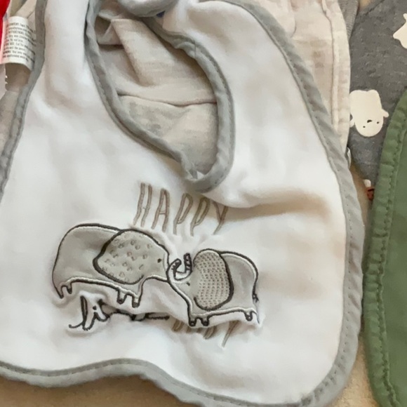 Colorful Baby Bib Set - Blue, Green, Gray - Picture 7 of 10